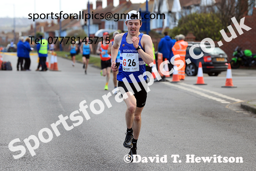 Senior mens Northern 12 Stage Road Relay, 2025 Northern 12 and 6 Stage Road Relays and Junior 5k, Redcar. Photo: David T. Hewitson/Sports for All Pics